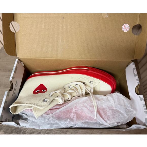 Converse x PLAY Comme des Garçons Chuck 70 A01794C - Unisex Women’s 9 / Men’s 7 - Picture 8 of 13